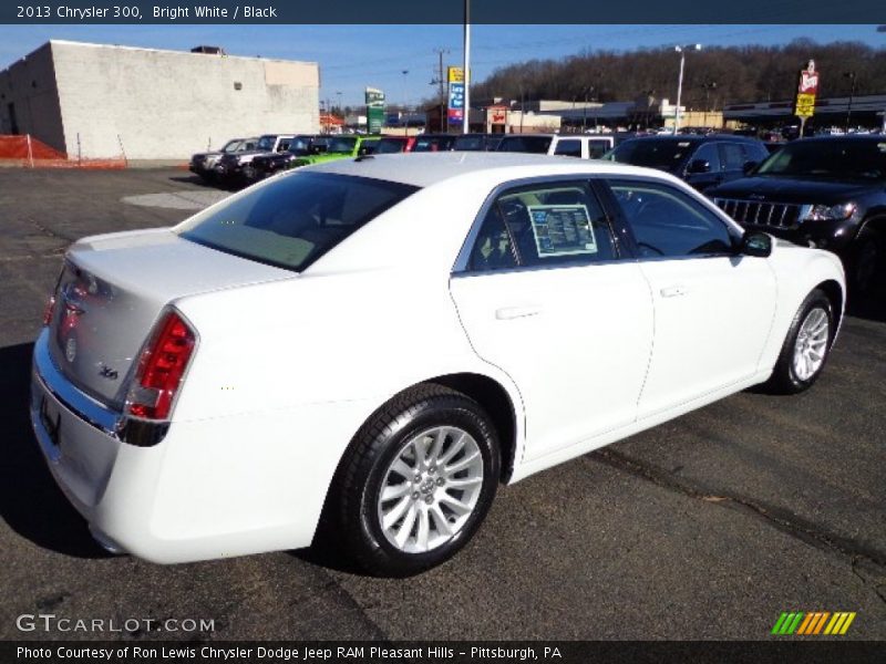 Bright White / Black 2013 Chrysler 300
