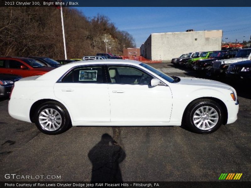 Bright White / Black 2013 Chrysler 300