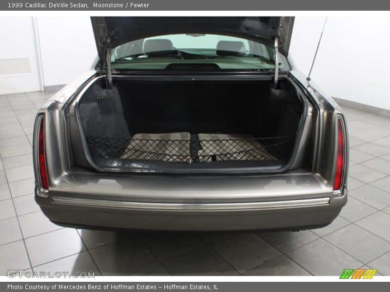  1999 DeVille Sedan Trunk