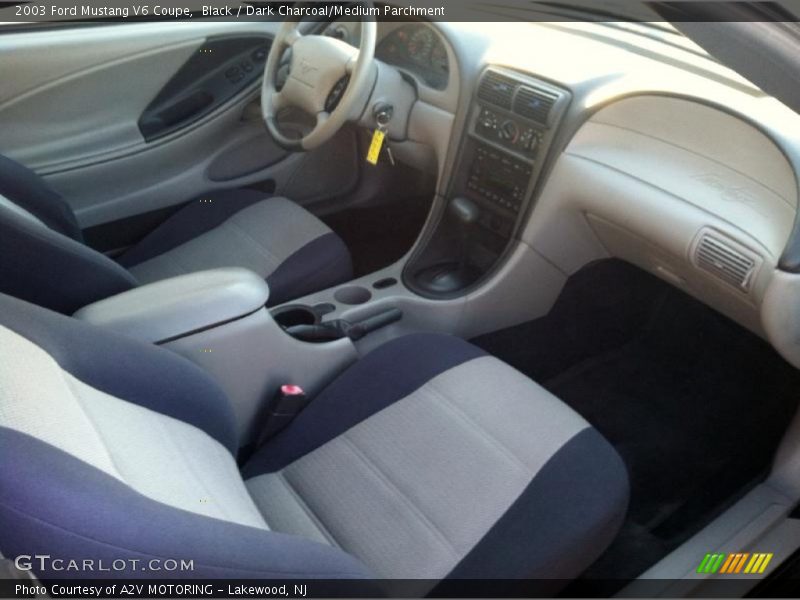 Dashboard of 2003 Mustang V6 Coupe