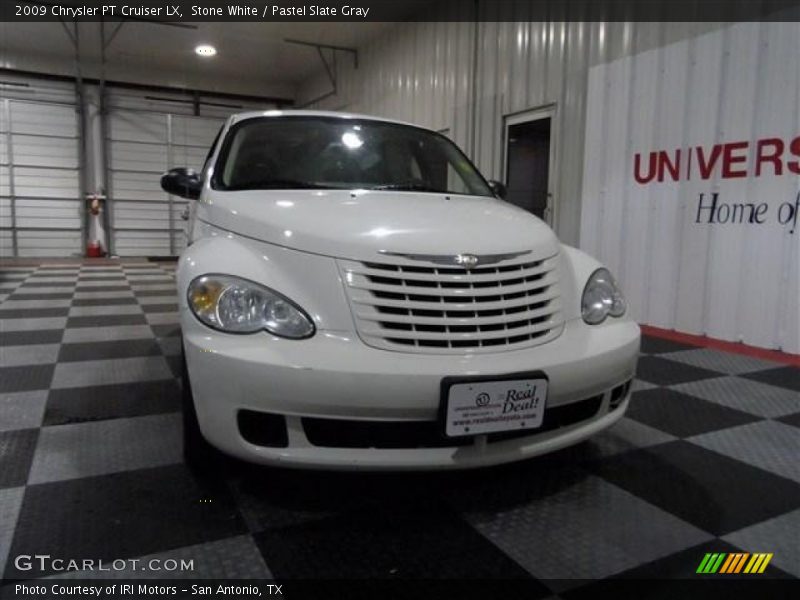Stone White / Pastel Slate Gray 2009 Chrysler PT Cruiser LX