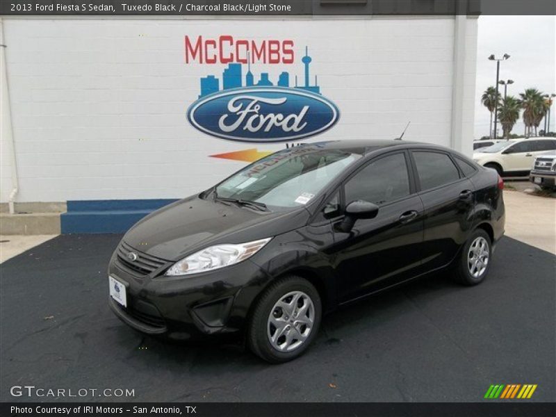 Tuxedo Black / Charcoal Black/Light Stone 2013 Ford Fiesta S Sedan