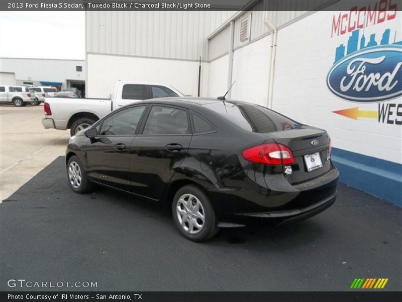 Tuxedo Black / Charcoal Black/Light Stone 2013 Ford Fiesta S Sedan