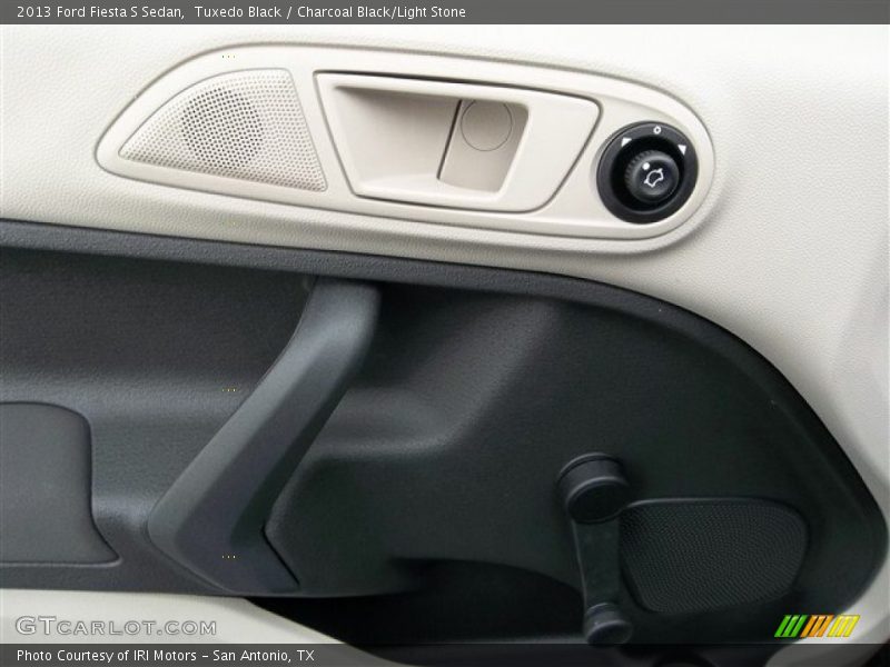 Tuxedo Black / Charcoal Black/Light Stone 2013 Ford Fiesta S Sedan