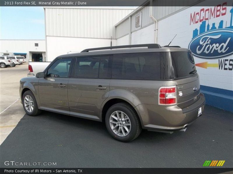 Mineral Gray Metallic / Dune 2013 Ford Flex SE
