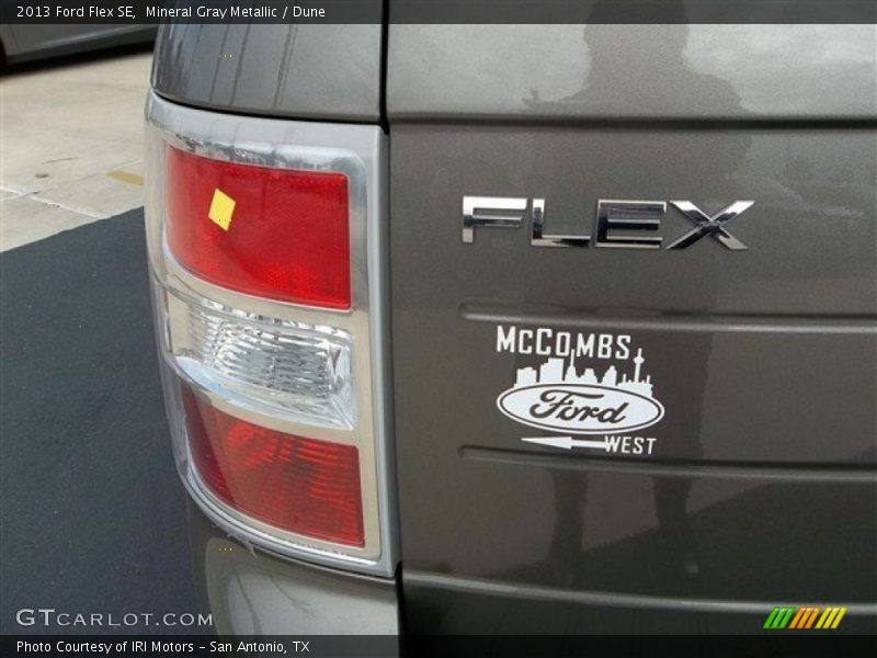Mineral Gray Metallic / Dune 2013 Ford Flex SE