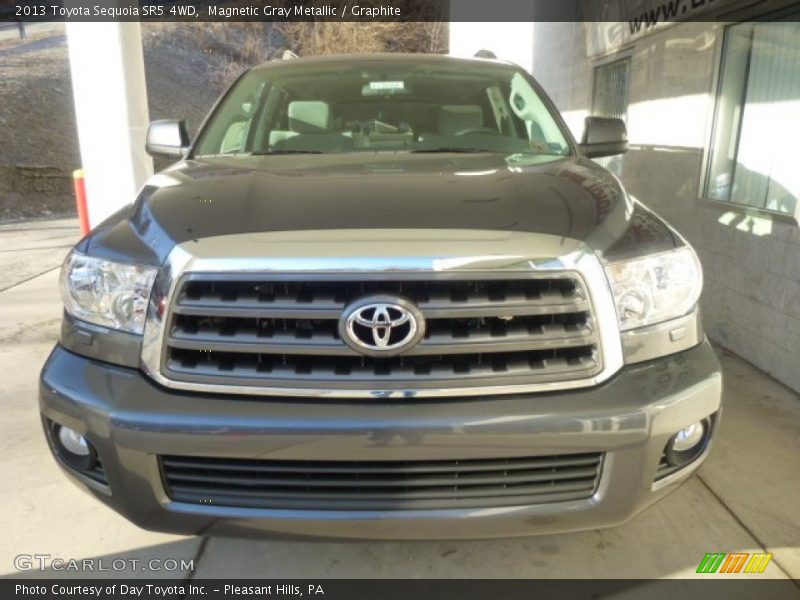 Magnetic Gray Metallic / Graphite 2013 Toyota Sequoia SR5 4WD