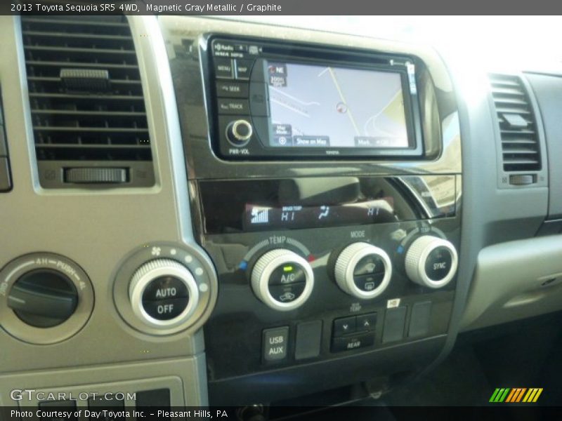 Controls of 2013 Sequoia SR5 4WD