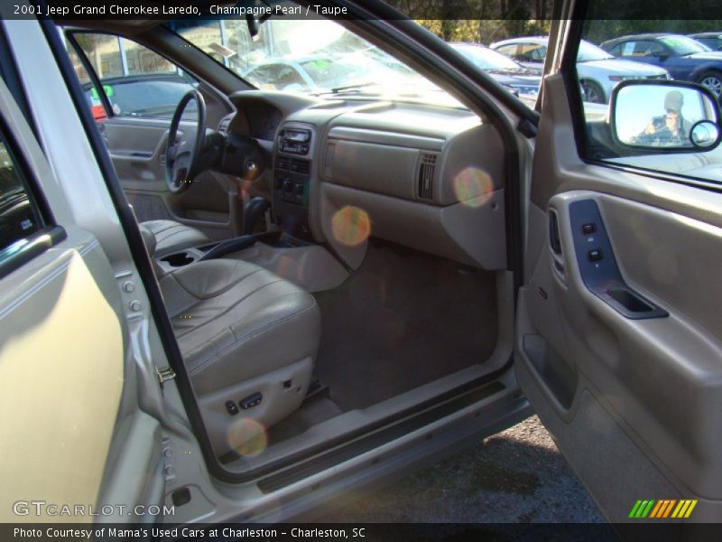 Champagne Pearl / Taupe 2001 Jeep Grand Cherokee Laredo