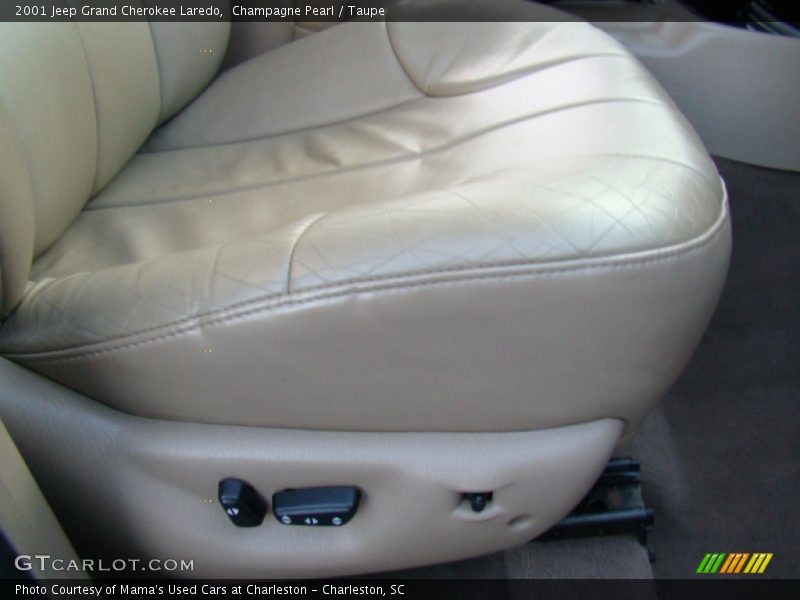 Champagne Pearl / Taupe 2001 Jeep Grand Cherokee Laredo