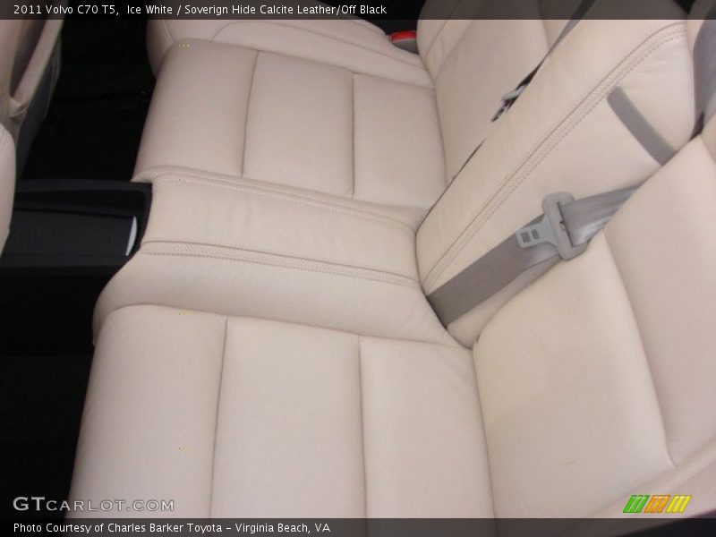 Ice White / Soverign Hide Calcite Leather/Off Black 2011 Volvo C70 T5