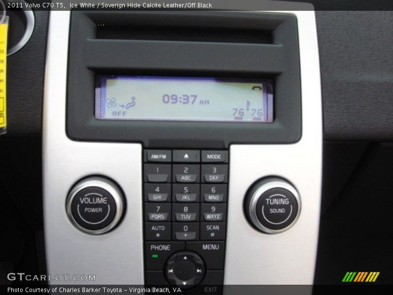 Ice White / Soverign Hide Calcite Leather/Off Black 2011 Volvo C70 T5