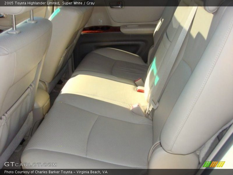 Super White / Gray 2005 Toyota Highlander Limited