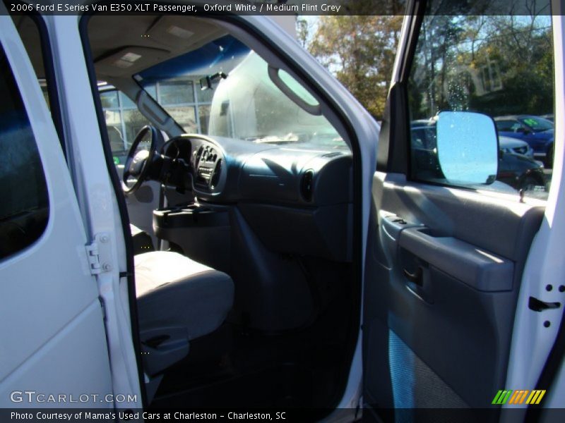 Oxford White / Medium Flint Grey 2006 Ford E Series Van E350 XLT Passenger