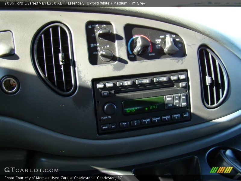 Oxford White / Medium Flint Grey 2006 Ford E Series Van E350 XLT Passenger