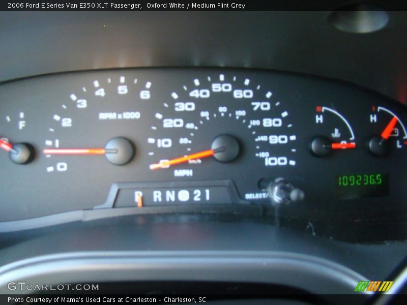 Oxford White / Medium Flint Grey 2006 Ford E Series Van E350 XLT Passenger