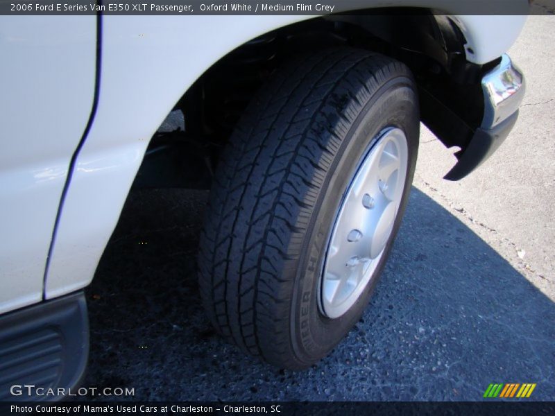 Oxford White / Medium Flint Grey 2006 Ford E Series Van E350 XLT Passenger