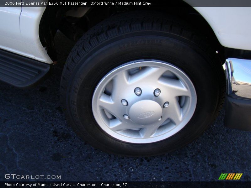 Oxford White / Medium Flint Grey 2006 Ford E Series Van E350 XLT Passenger