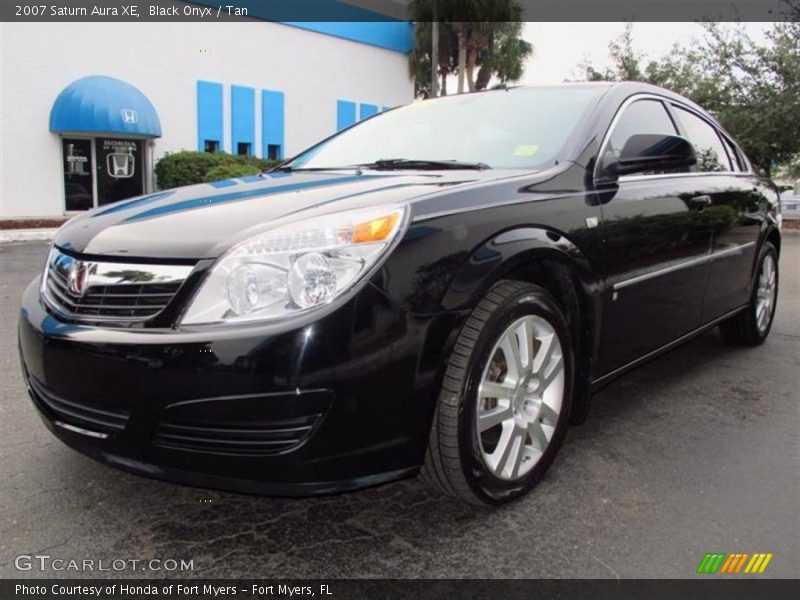 Black Onyx / Tan 2007 Saturn Aura XE