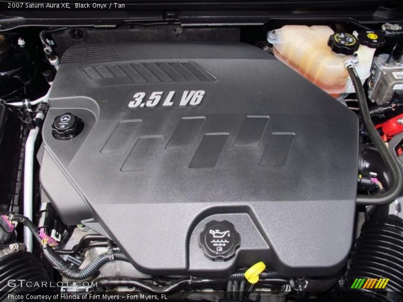 Black Onyx / Tan 2007 Saturn Aura XE