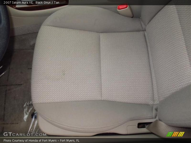 Black Onyx / Tan 2007 Saturn Aura XE
