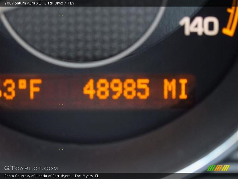 Black Onyx / Tan 2007 Saturn Aura XE
