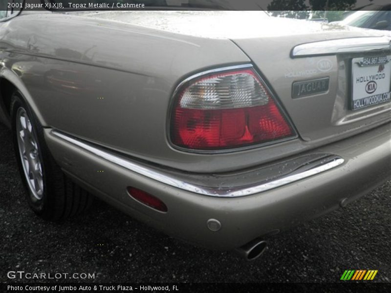 Topaz Metallic / Cashmere 2001 Jaguar XJ XJ8