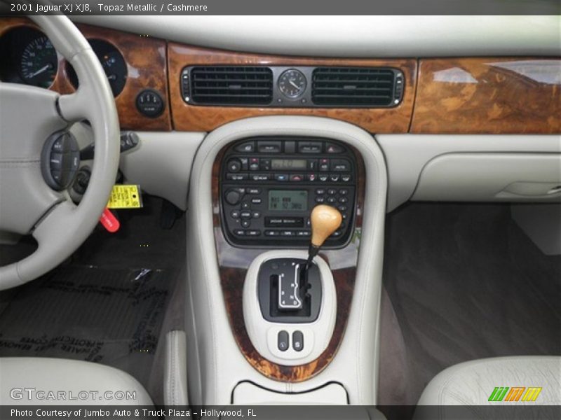 Topaz Metallic / Cashmere 2001 Jaguar XJ XJ8