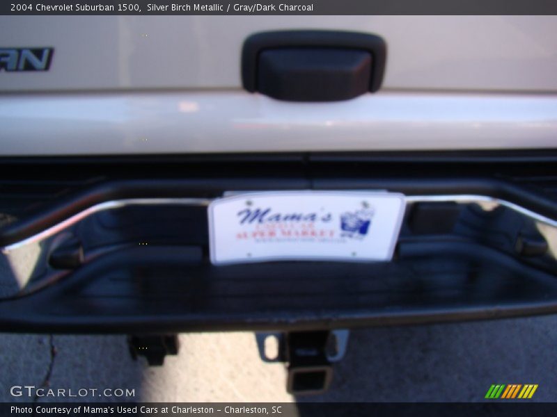 Silver Birch Metallic / Gray/Dark Charcoal 2004 Chevrolet Suburban 1500