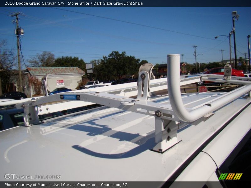 Stone White / Dark Slate Gray/Light Shale 2010 Dodge Grand Caravan C/V