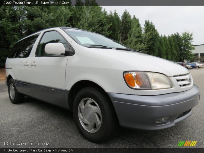 Super White / Gray 2002 Toyota Sienna LE