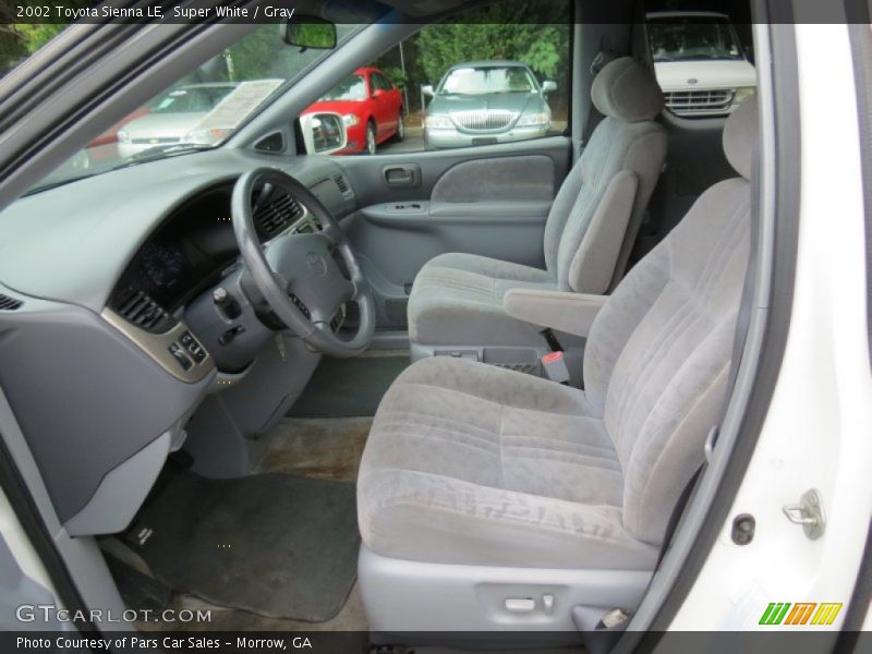 Super White / Gray 2002 Toyota Sienna LE