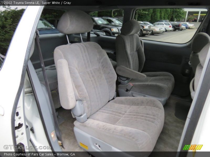Super White / Gray 2002 Toyota Sienna LE