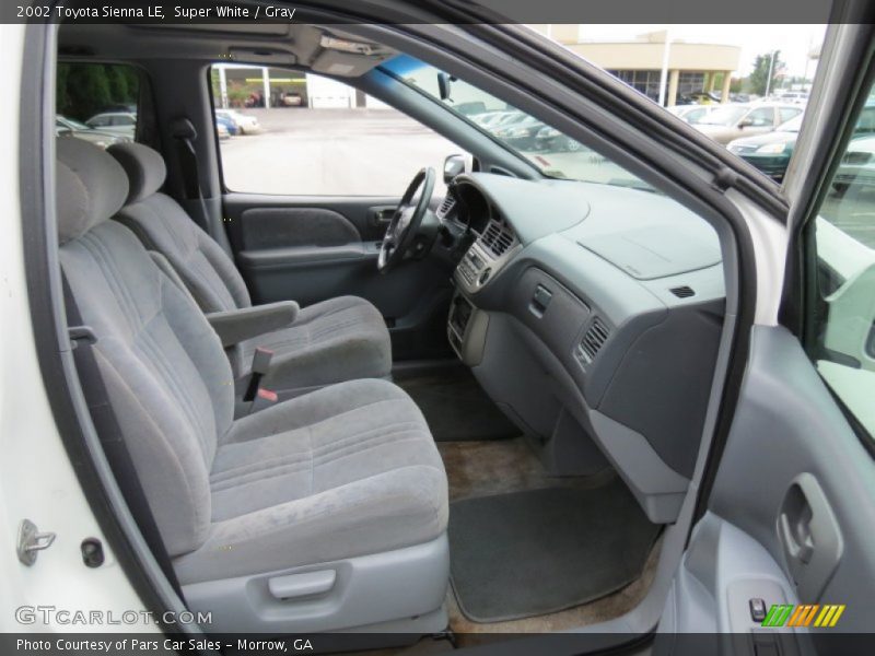 Super White / Gray 2002 Toyota Sienna LE