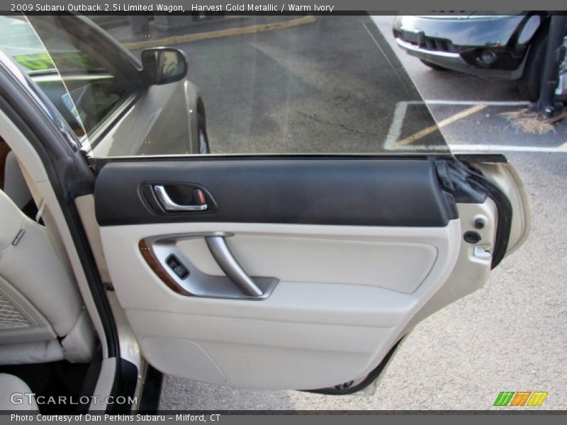 Harvest Gold Metallic / Warm Ivory 2009 Subaru Outback 2.5i Limited Wagon