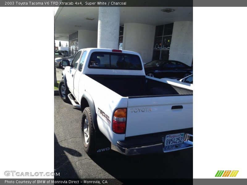 Super White / Charcoal 2003 Toyota Tacoma V6 TRD Xtracab 4x4