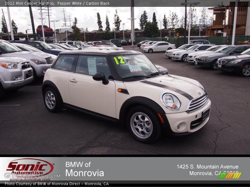 Pepper White / Carbon Black 2012 Mini Cooper Hardtop