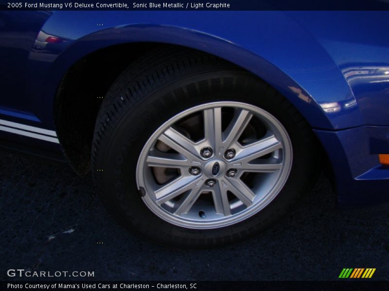 Sonic Blue Metallic / Light Graphite 2005 Ford Mustang V6 Deluxe Convertible