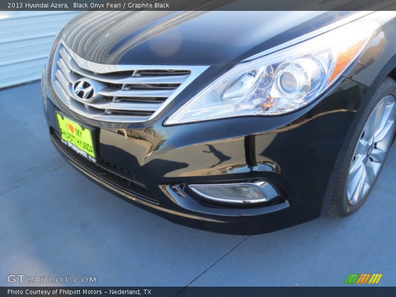 Black Onyx Pearl / Graphite Black 2013 Hyundai Azera