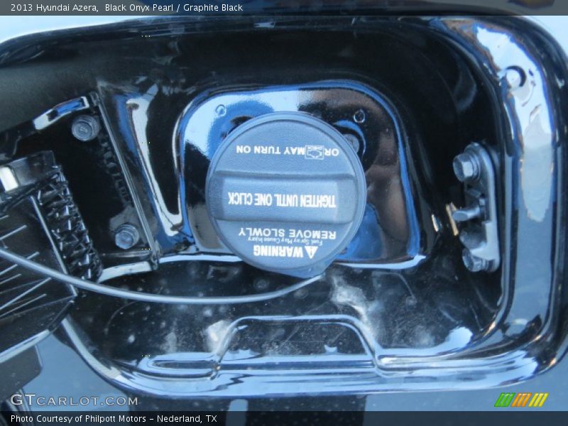 Black Onyx Pearl / Graphite Black 2013 Hyundai Azera