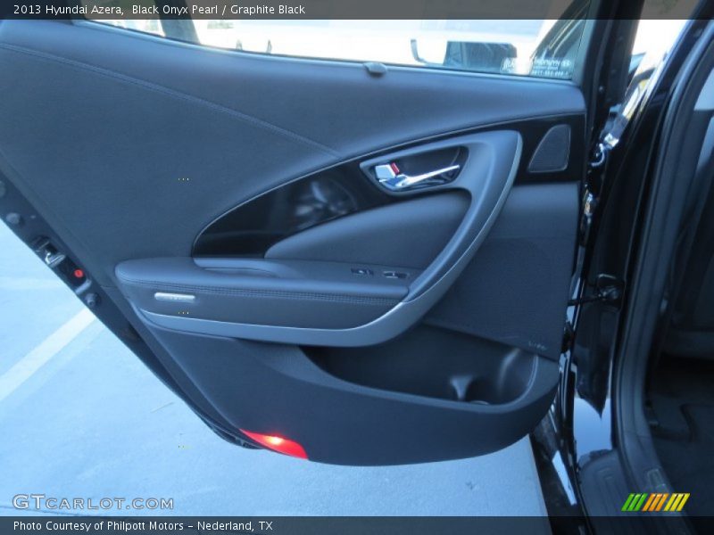 Black Onyx Pearl / Graphite Black 2013 Hyundai Azera