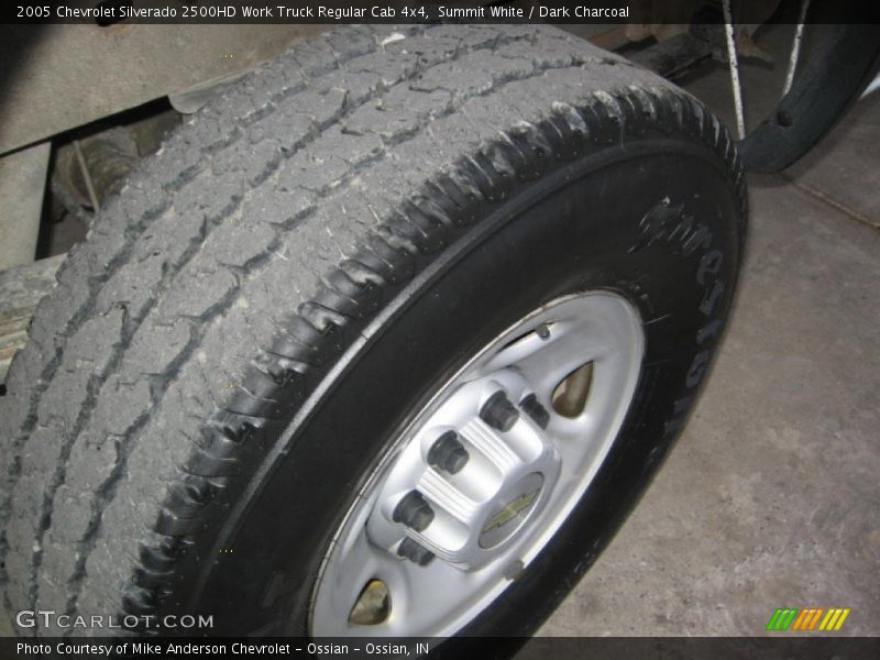 Summit White / Dark Charcoal 2005 Chevrolet Silverado 2500HD Work Truck Regular Cab 4x4