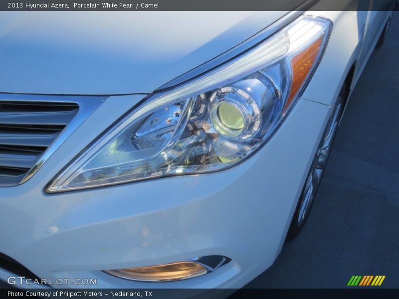 Porcelain White Pearl / Camel 2013 Hyundai Azera
