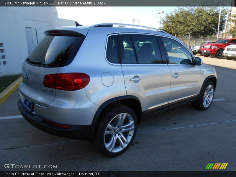 Reflex Silver Metallic / Black 2013 Volkswagen Tiguan SEL