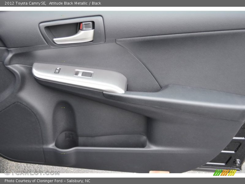 Attitude Black Metallic / Black 2012 Toyota Camry SE