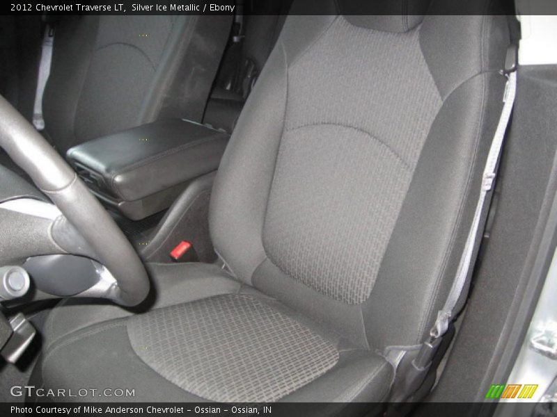 Silver Ice Metallic / Ebony 2012 Chevrolet Traverse LT