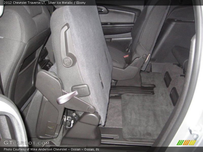 Silver Ice Metallic / Ebony 2012 Chevrolet Traverse LT