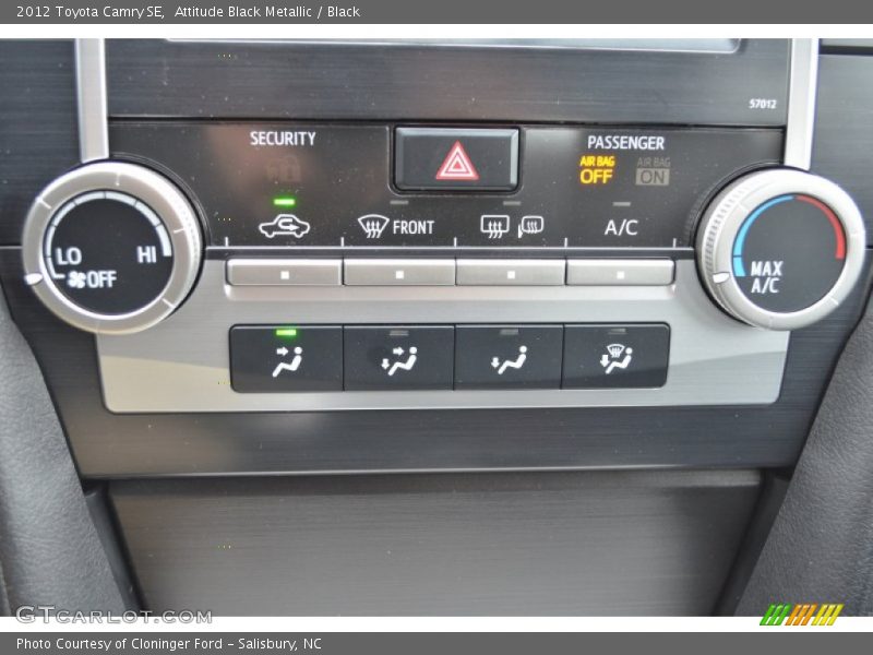 Attitude Black Metallic / Black 2012 Toyota Camry SE