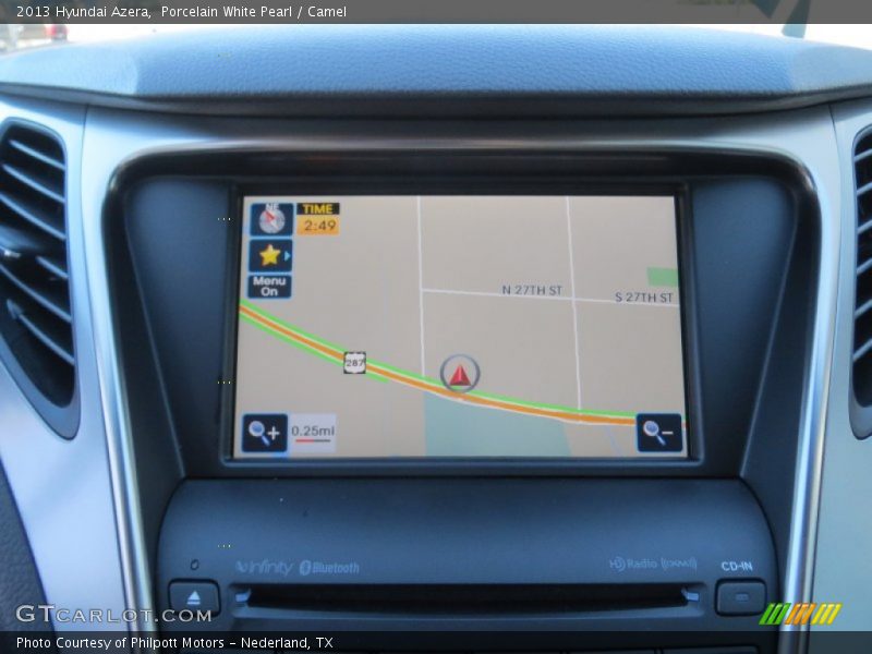 Navigation of 2013 Azera 