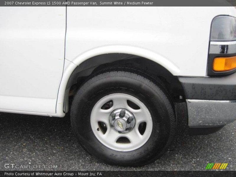 Summit White / Medium Pewter 2007 Chevrolet Express LS 1500 AWD Passenger Van